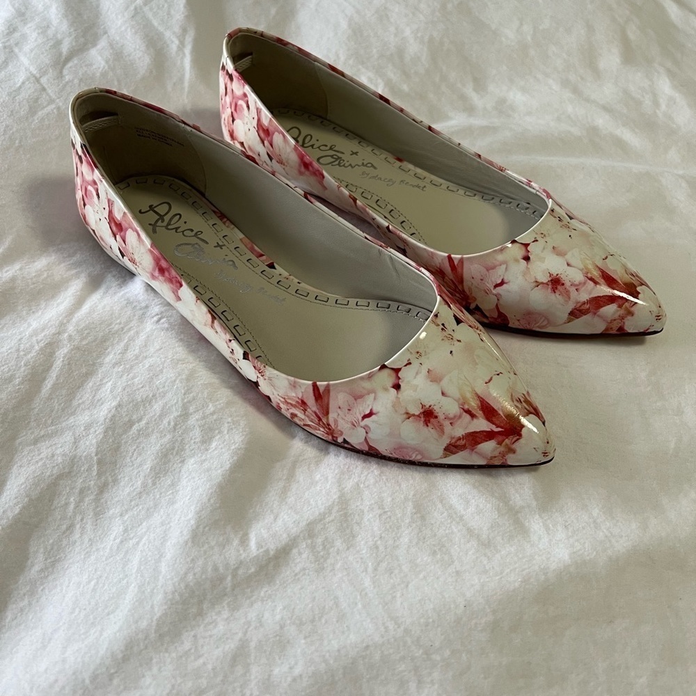 Alice & Olivia Pink Floral Patent Leather Flats~ SZ 39~ Stacey Bendet~Excellent